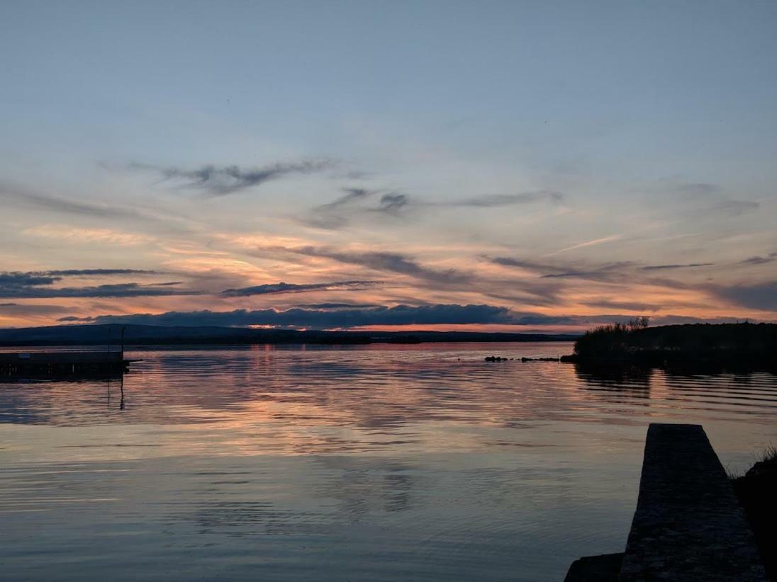 Lough Derg House & The Lake Cafe 니나 외부 사진